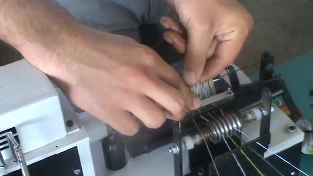 Машина для изготовления помпонов