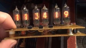 Миниатюрные ламповые часы