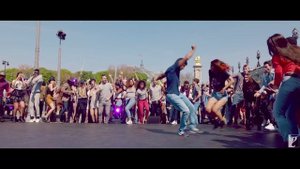 Nashe Si Chadh Gayi | Full Song | Befikre, Ranveer Singh, Vaani Kapoor, Arijit Singh, Vishal-Shekha