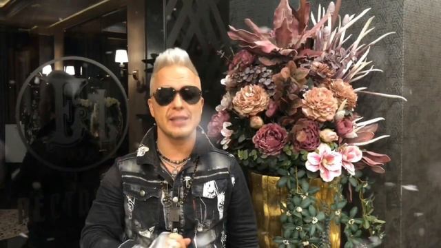 Евгений Холмский (TURBOMODA) С Новым Годом! смотреть онлайн