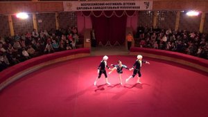 Акробатический этюд - Минуэт. Фестиваль детских цирковых самодеятельных коллективов в ГУЦЭИ