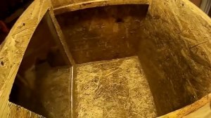 Сделали прозрачный улей для наблюдений за пчёлами.