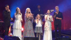 _Конь_ _И.Матвиенко,А.Шаганов _ Пелагея и ее команда  в г Санкт-Петербуре,.mp4