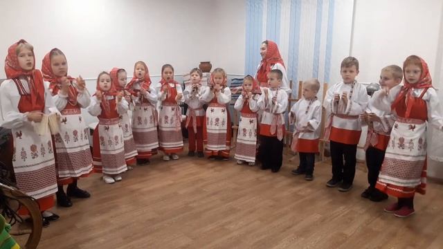 "Тыр-мыр простодыр" исп. фольклорный ансамбль "Вёснушка" (младшая группа)