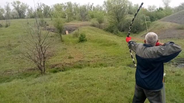 Тестируем лук из ПВХ трубы и стеклоарматуры смотреть онлайн