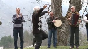 ГРУЗИНСКИЕ ДЕДЫ ТАНЦУЮТ
