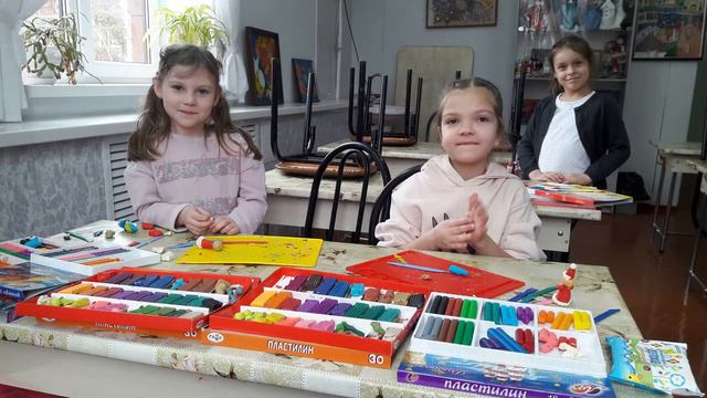 Посвящение в юные художники 1 класс 1 группа, программа Творческое развитие