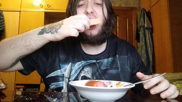 МУКБАНГ САРДЕЛЬКИ С КЕТЧУПОМ И ХЛЕБ смотреть онлайн