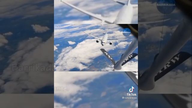 ИНТЕРВЬЮ ЛЕТЧИКА США🇺🇲 О РУССКИХ 🇷🇺ЛЕТЧИКАХ ✈️ОТ РУССКИХ МОЖНО ВСЕ ЧТО УГОДНО ОЖИДАТЬ‼️ смотреть онлайн