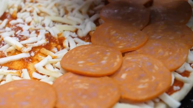 뉴욕 스타일 피자로 월 5,000판씩 팔리는_ 세계요리대회 에서 우승한 호텔출신 쉐프의 완벽한 피자 _ Perfect American New York Style Pizza смотреть онлайн