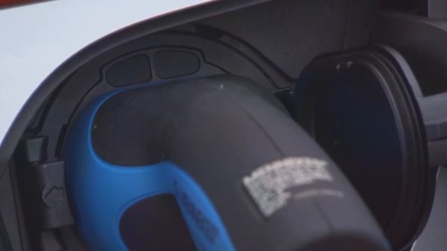 Мерседес Бенз S500 Плуг 2015 года смотреть онлайн