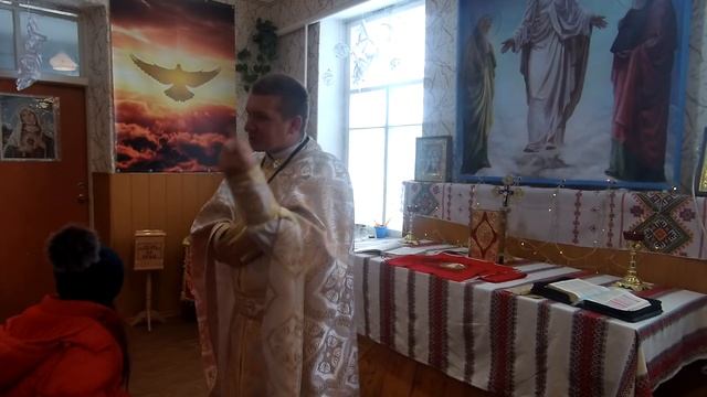 Бог попереджує через сни — о. Роман Братковський смотреть онлайн