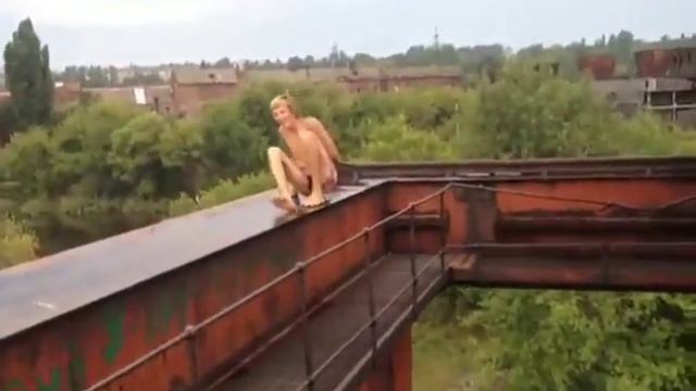 VLOG:миниатюра смотреть онлайн