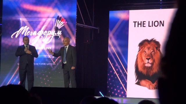 ПИ ЭН ДЖА | КОГДА СОЛНЦЕ ВСТАЕТ В АФРИКЕ. ПРИТЧА #МЕГАЛАЙВ смотреть онлайн