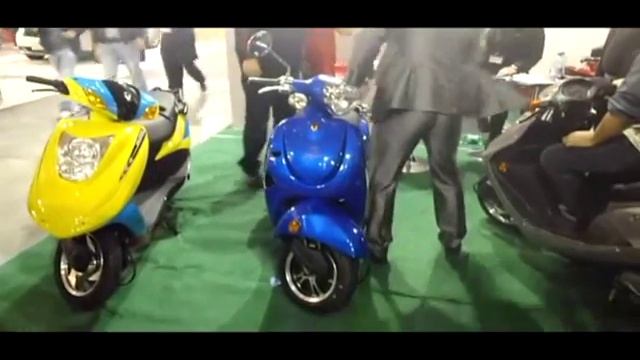 Scooter China made... crash test in China style! смотреть онлайн