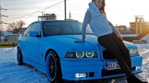 ?А на руках снежинки ❄но они не тают?