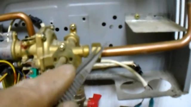 Как быстро разобрать китайскую газовую колонку для ремонта теплообменника смотреть онлайн