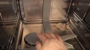 Самостоятельное обслуживание посудомоечной машины