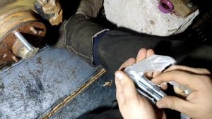 УСТАНОВКА колёсных ШПИЛЕК на ВАЗ 2107