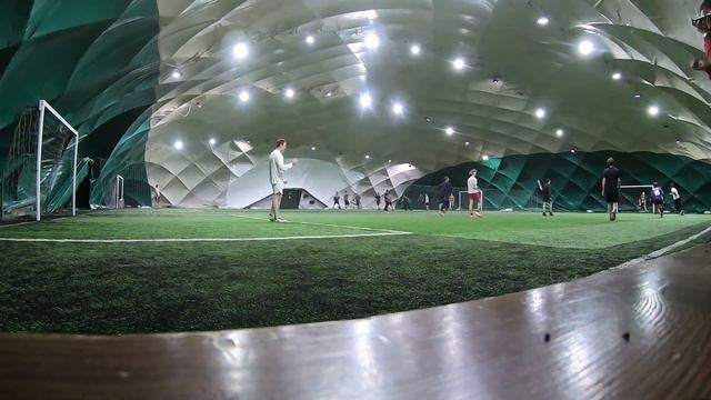 Футбол у фигуристов | Золотой мяч | Александр Галлямов | Андрей Мозалев смотреть онлайн