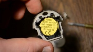 Замена батарейки в ключе Seat Skoda Volkswagen battery replacement in key