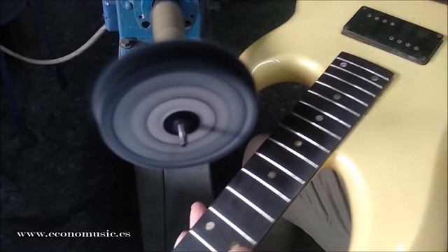 Recuperando bajo Ibanez Musician MC924PW EconoMusic Luthier Parte 2 смотреть онлайн