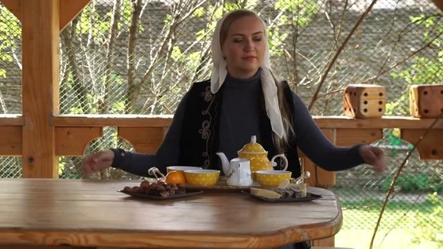 Свадебный подарок от друзей на свадьбу Данияра и Зарины. МАСЕЕВТВ Философия келинок смотреть онлайн