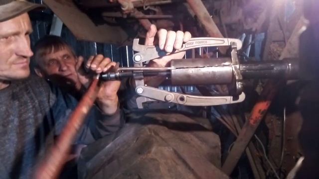 Снятие ступицы барабана СК-5 Нива. смотреть онлайн