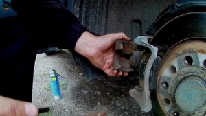 Замена задних колодок VW TIGUAN