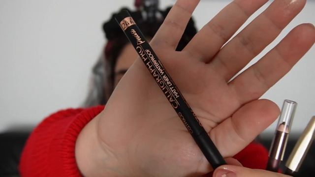 HALLOWEEN: WHAT'S IN MY BEAUTY BAG ????♂️☠️ смотреть онлайн