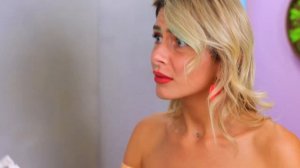 Мы построили секретную комнату в лифте! Богатый vs бедный лифт!