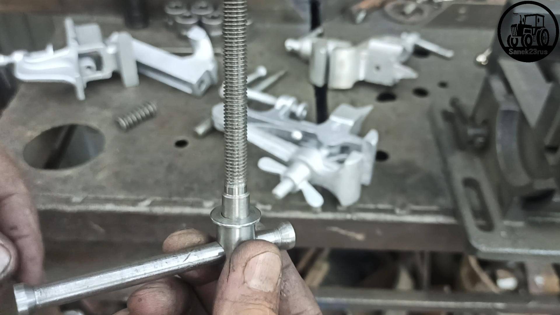 вторая ЖИЗНЬ тискам из металлолома... #Фсёпро100)4 смотреть онлайн