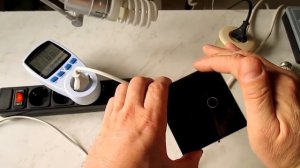 Сенсорный выключатель света с пультом дистанционного управления.