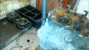 Фольксваген Т-3. Коробка передач СТАРОГО образца. "Крепкий орешек",2х шаровая.