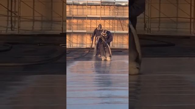 Ремонт рулонной кровли, ремонт гидроизоляции кровель, крыш промышленных зданий.