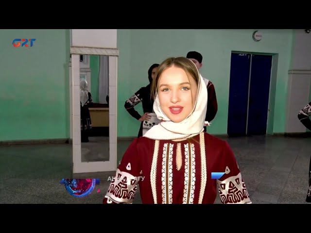 01 - Анна Драгу поздравляет со старым Новым Годом