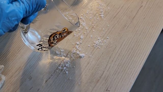 Лайфхак домохозяйкам. Самое лучшее чистящее средство для кухни. Но опасное! смотреть онлайн