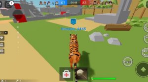 играю в Roblox животные захватывают флаг/ Roblox