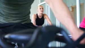 Сайкл тренировка! Спиннинг - Отличная кардиотренировка в нашем фитнес клубе. Cycle Spinning.