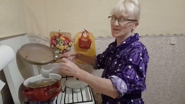 Живу в селе!Суп с галушками!Постирушки и полив....! смотреть онлайн