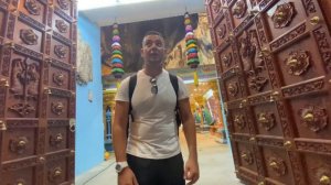 Реален ли отдых в Малайзии за копейки? Первая серия Пещеры Бату и площадь Мердека ( Batu caves )