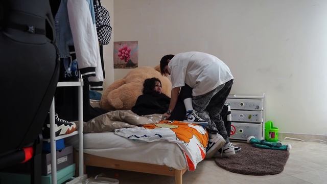 ВЛОГ: ПОДАРИЛ ЛИЗЕ ПОДАРОК - ЕЙ НЕ ПОНРАВИЛСЯ СЮРПРИЗ( РАСПАКОВКА ПОСЫЛОК смотреть онлайн