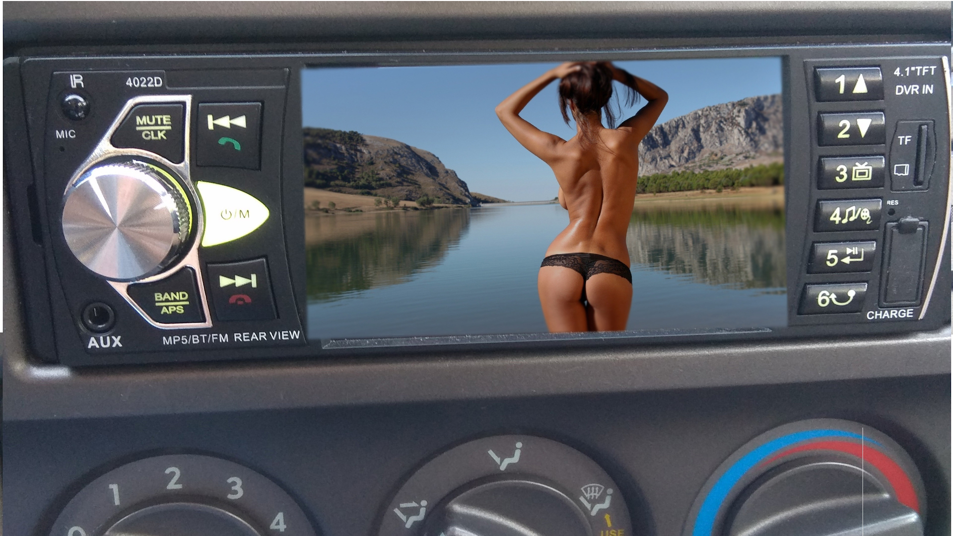 Магнитола с экраном Podofo 4022D 1 Din