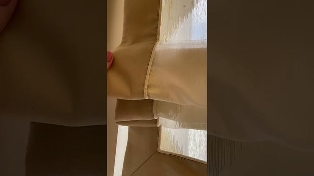 Римская штора из тюля на кухню