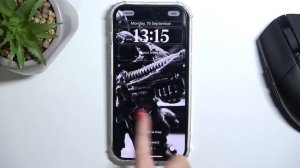 How to Change Wallpaper on iPhone 14 Pro? | iPhone Personalization