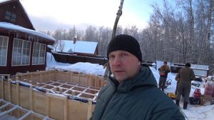 ЗАЛИВАЕМ БЕТОН В ЖУТКИЙ МОРОЗ! ЧТО БУДЕТ С БЕТОНОМ ЗИМОЙ? ТЕХНОЛОГИИ СТРОИТЕЛЬСТВА В ЗИМНЕЕ ВРЕМЯ!
