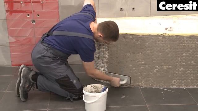 Затирка Ceresit CE 40 Aquastatic. Видео инструкция по применению. смотреть онлайн