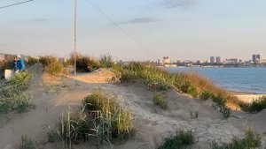 В мае можно и с горки скатиться и искупаться в Море