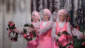 хоровод "Лествица" п.Иноземцево танец "Венок"
