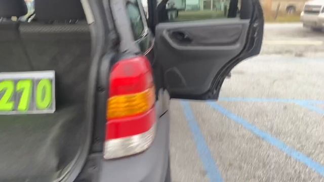 2003 Ford Escape XLT FWD with 242k miles priced at $3270 смотреть онлайн